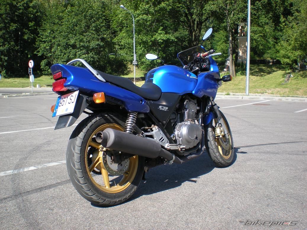 Photo 1386770