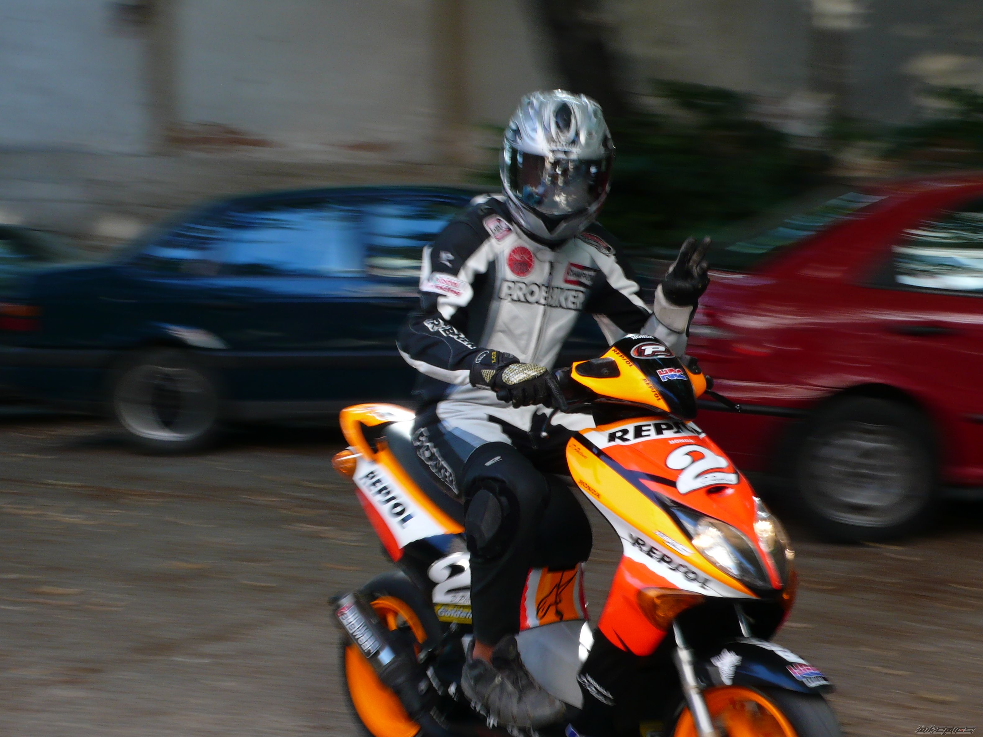 Photo 1386835