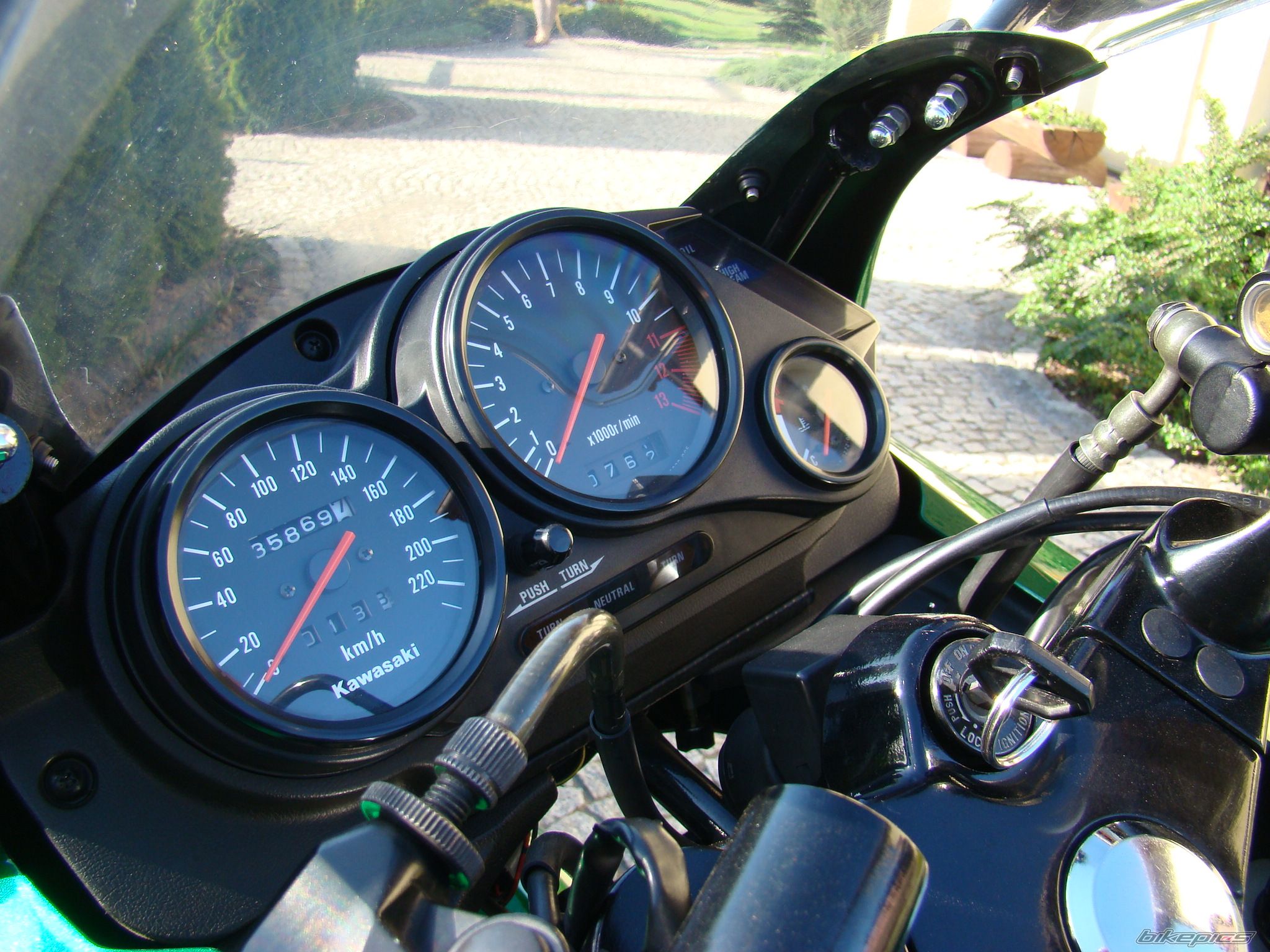 Photo 1386869