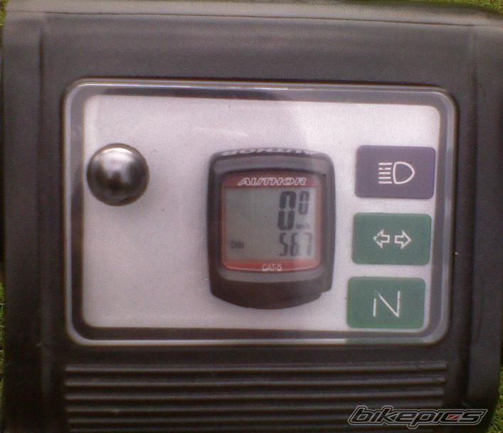Photo 1386871