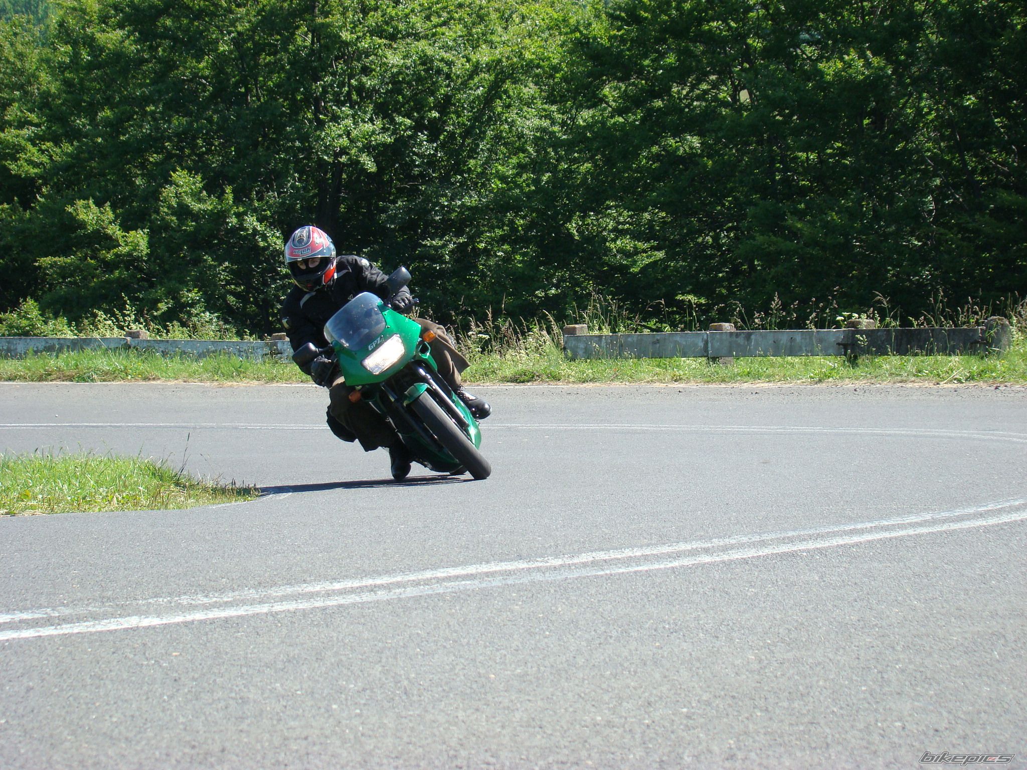 Photo 1386872