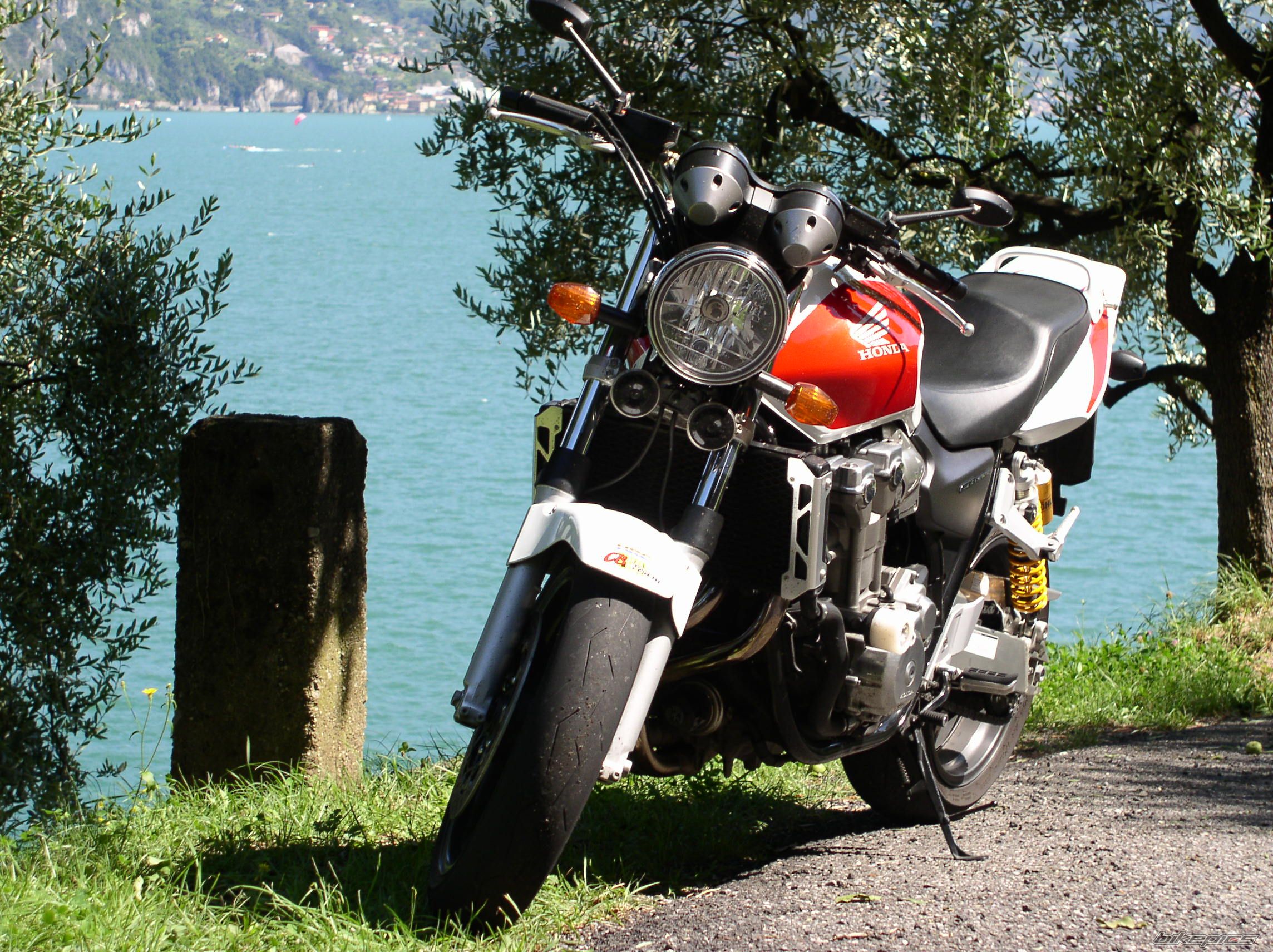 Bike Photo 1387044