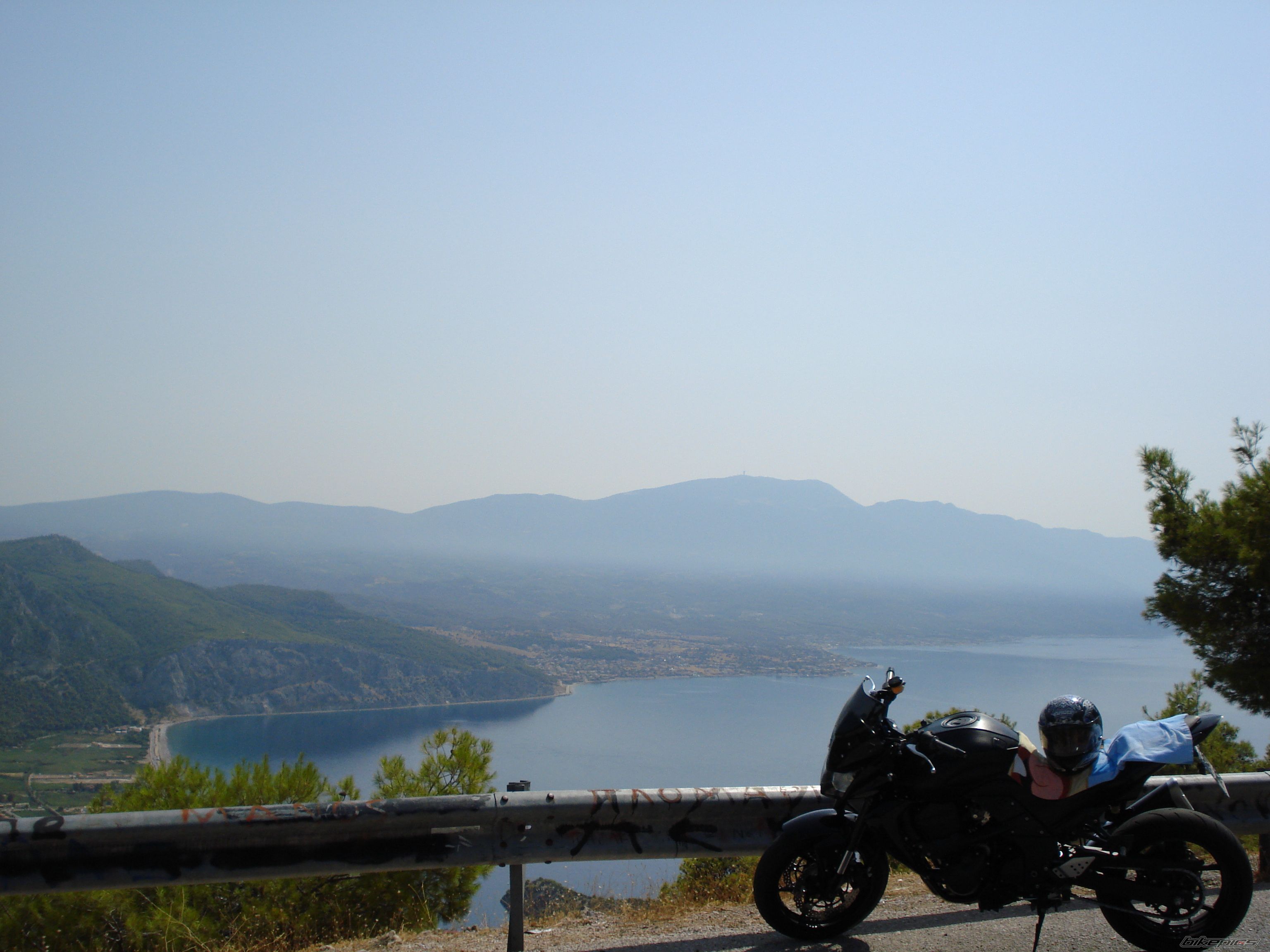 Photo 1387138