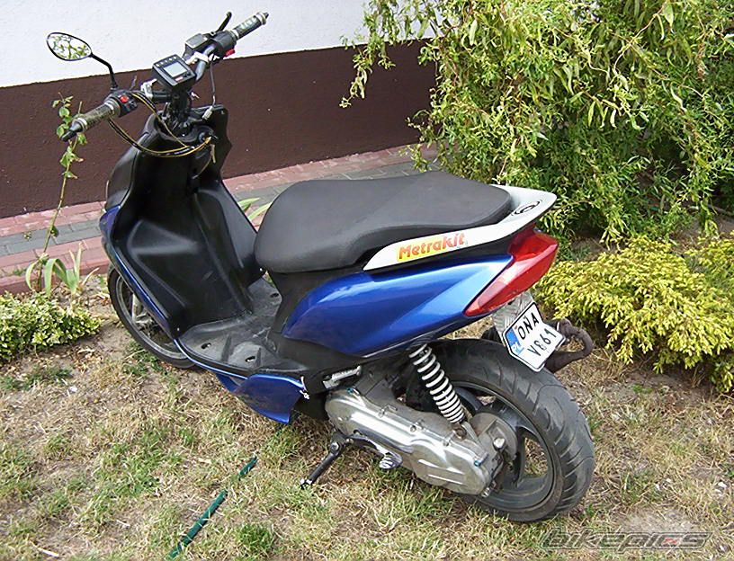 Photo 1387142