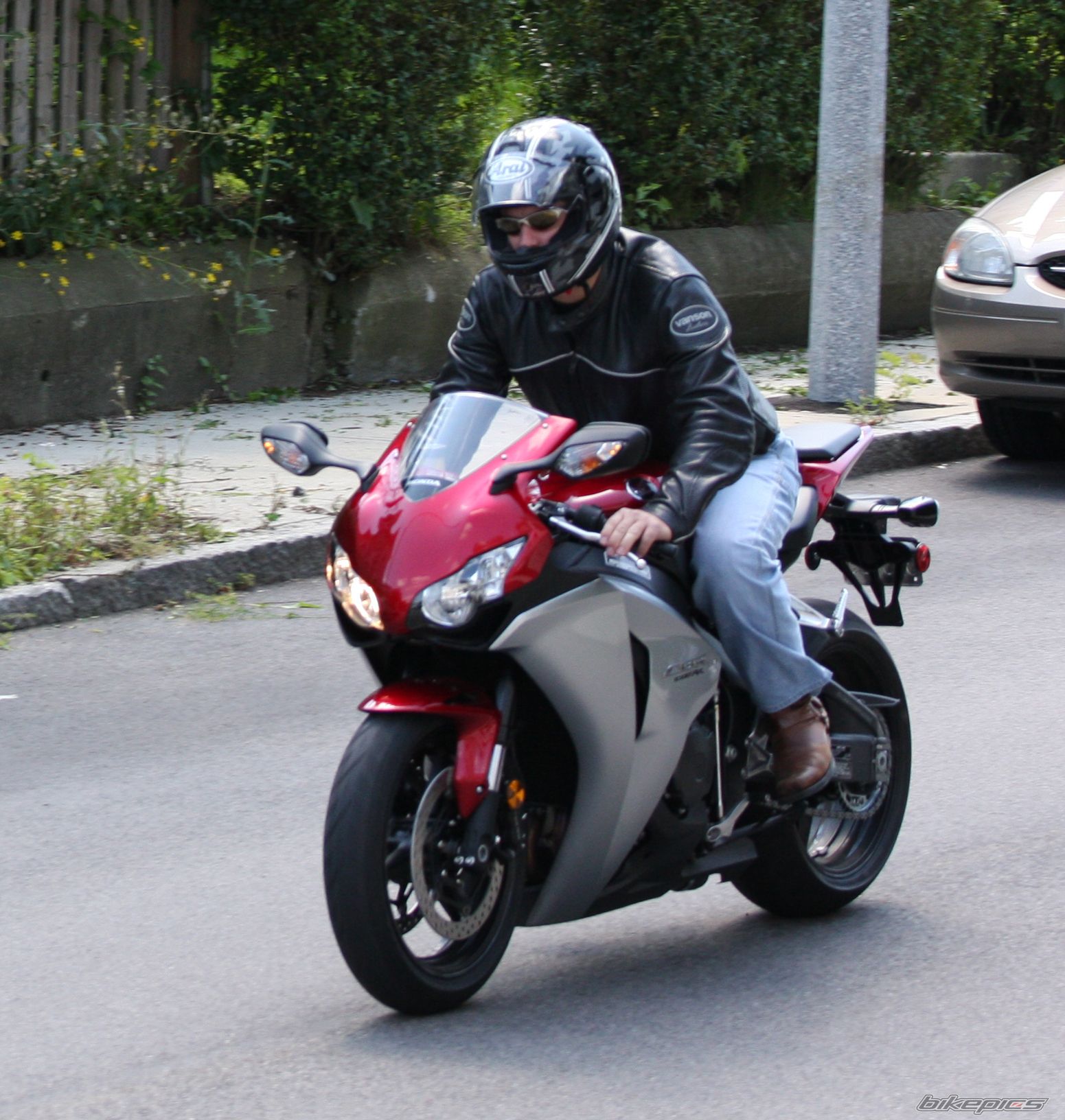 Photo 1387286