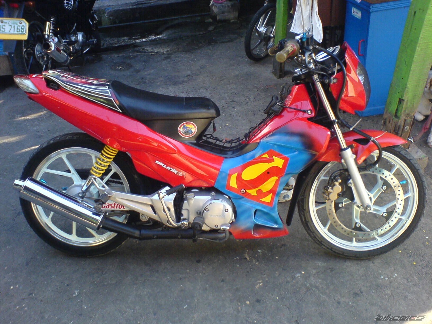 Photo 1387391