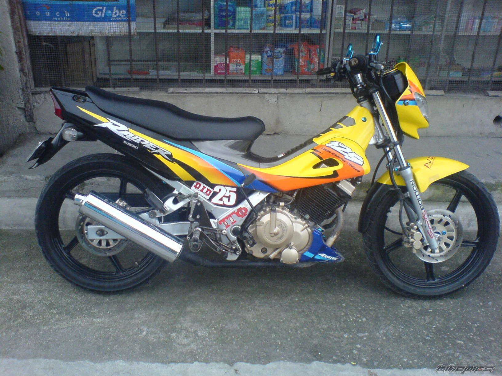 Photo 1387393