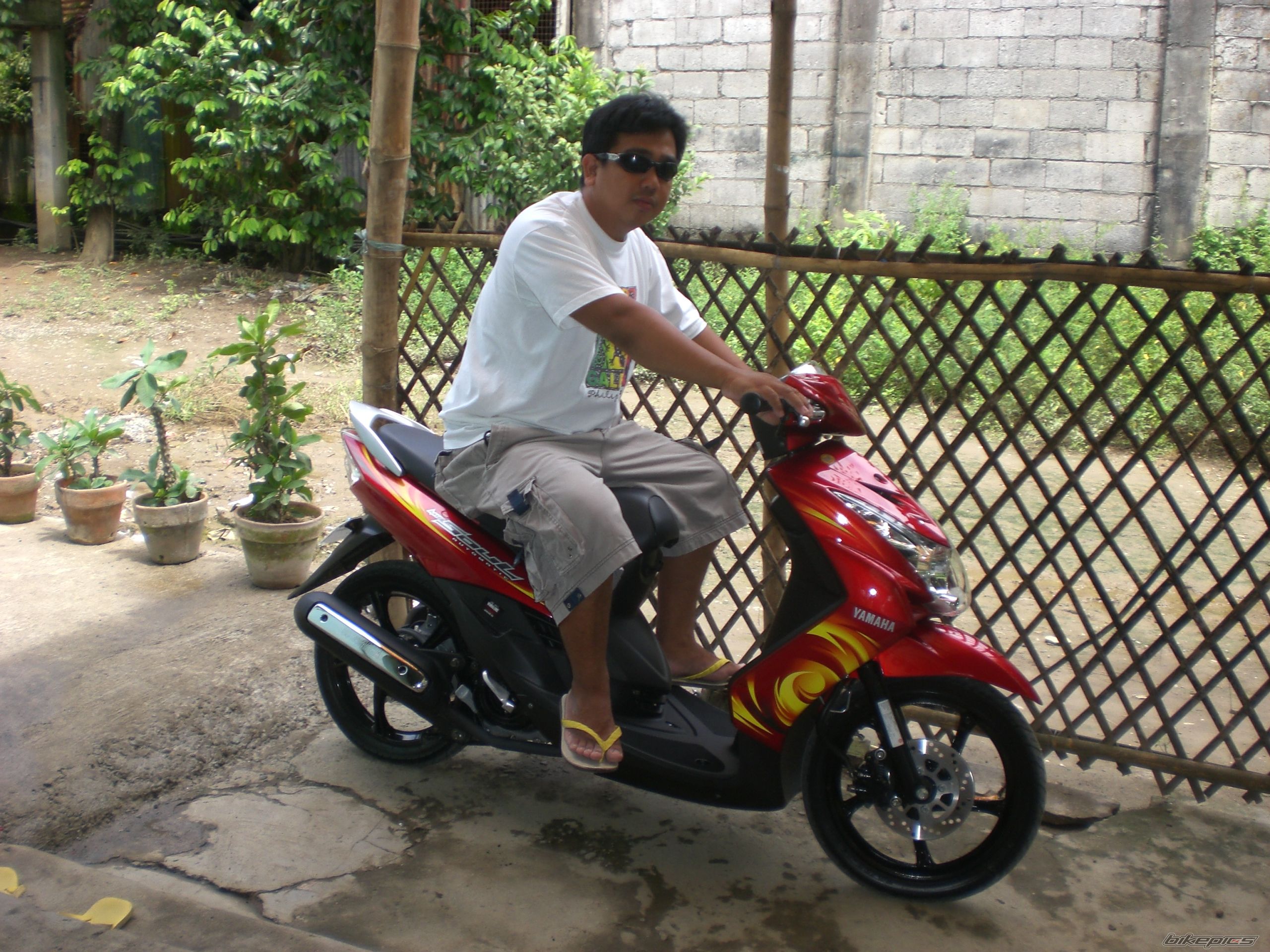 Photo 1387411