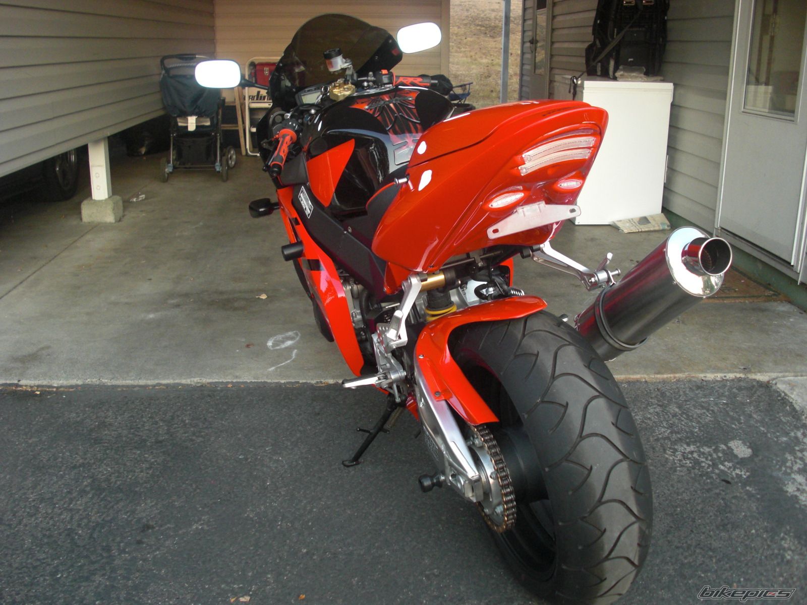 Photo 1387419
