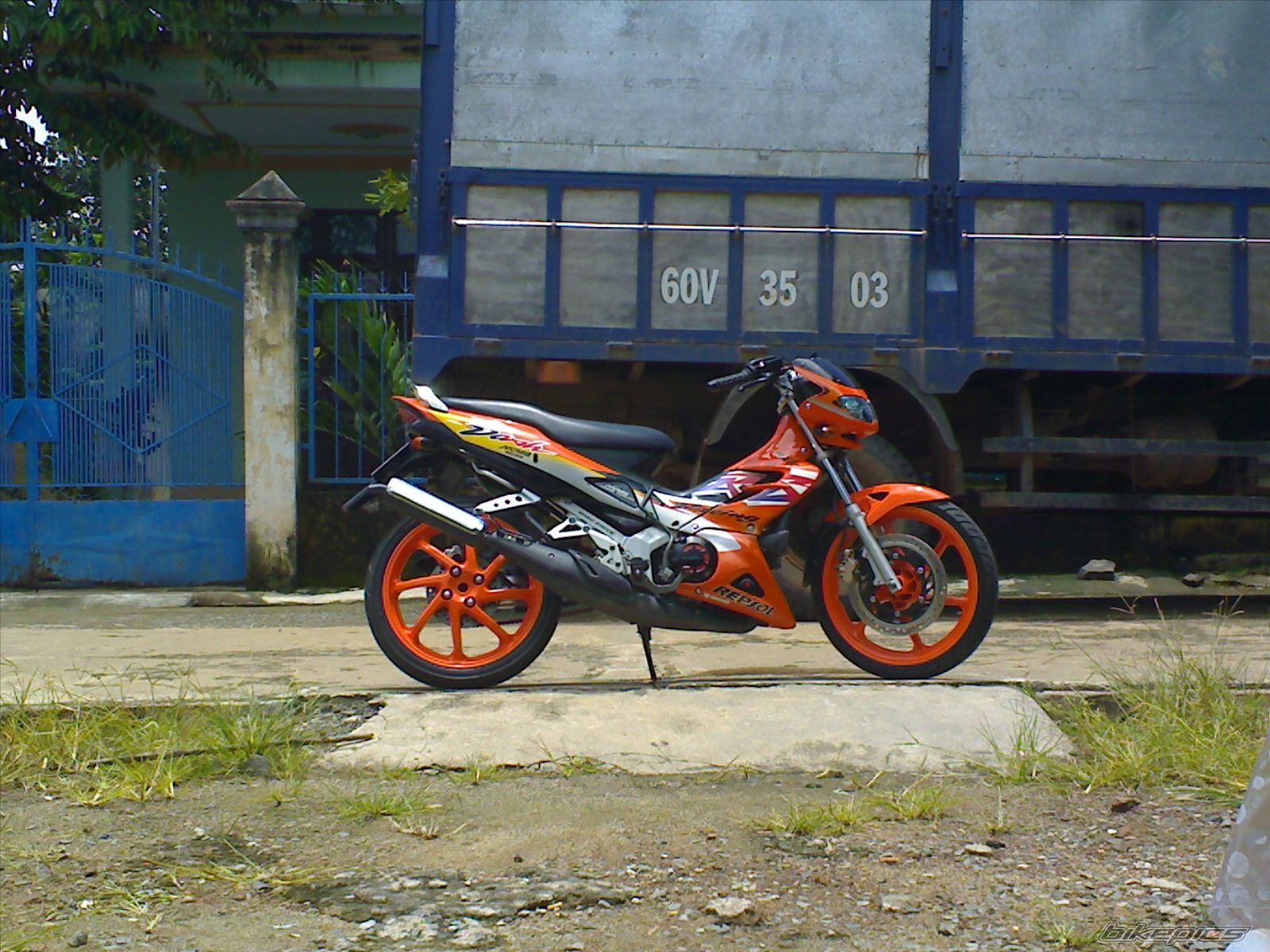 Bike Photo 1387494