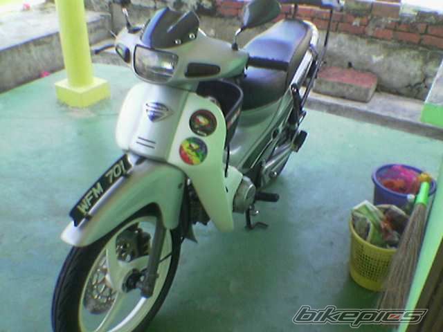 Photo 1387593