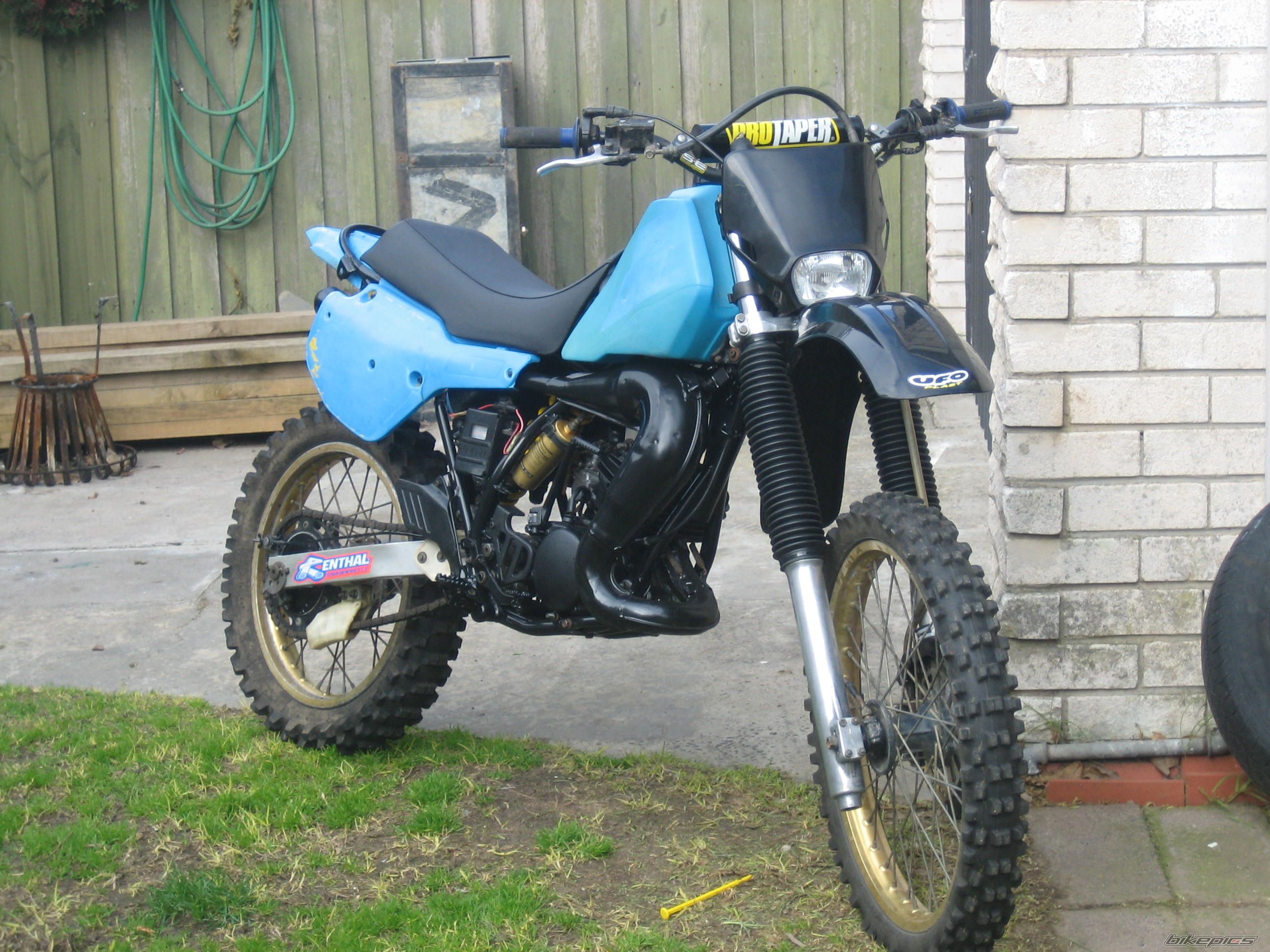 Photo 1387634