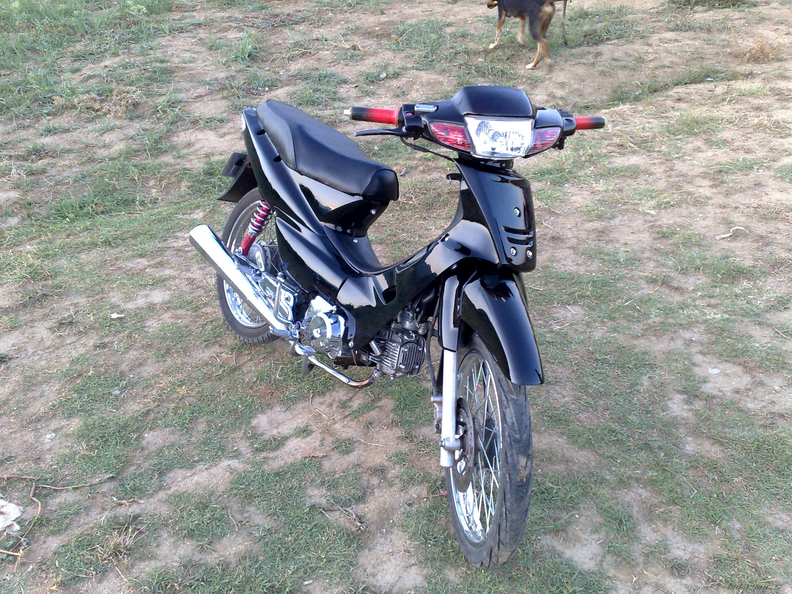 Photo 1387644