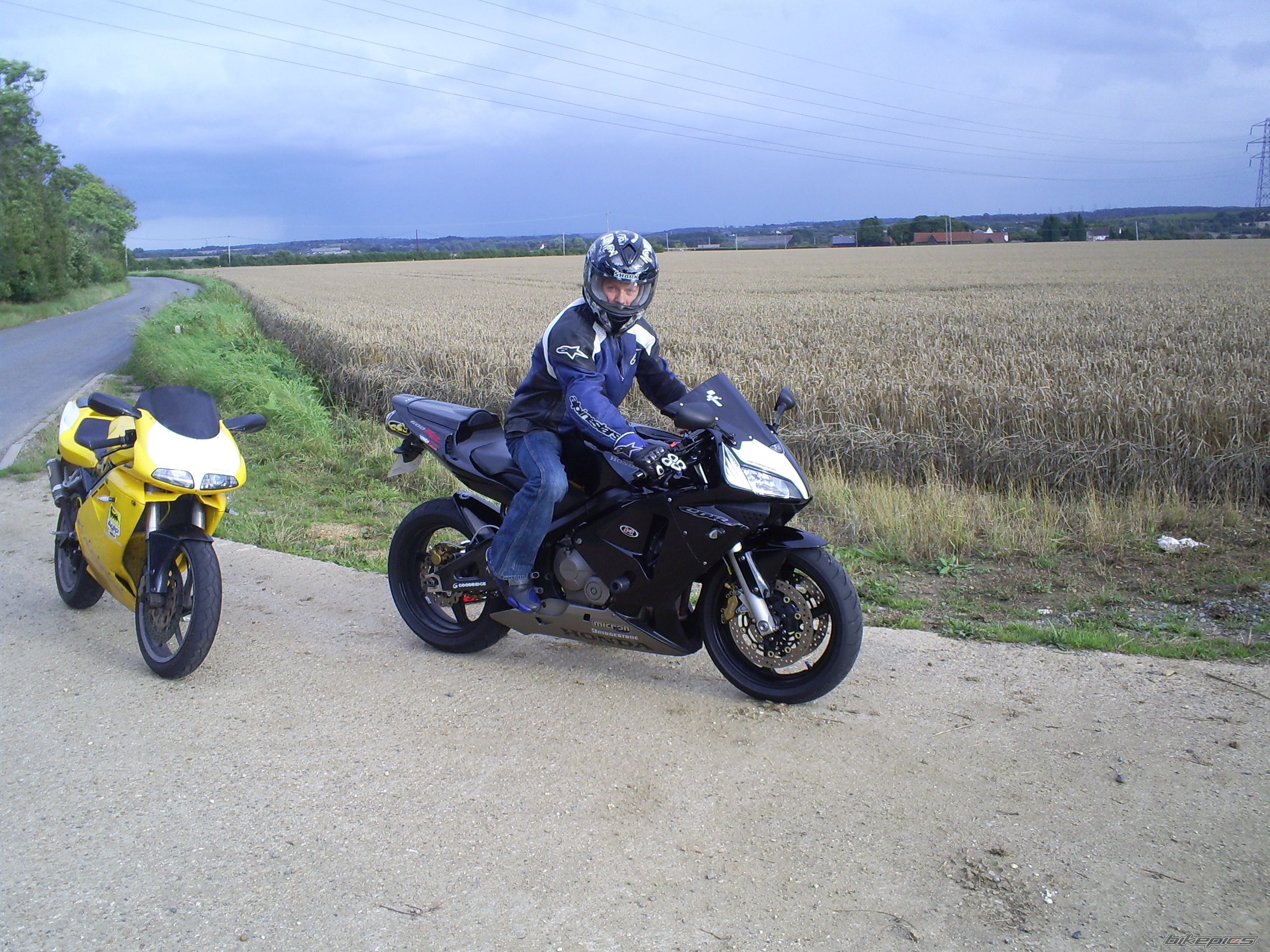 Bike Photo 1387654