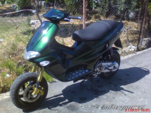 Photo 1387702