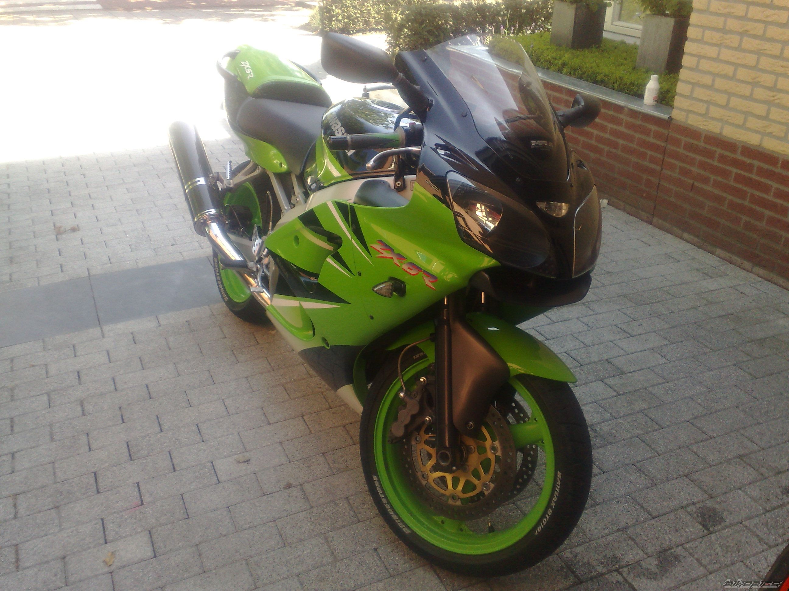 Photo 1387860