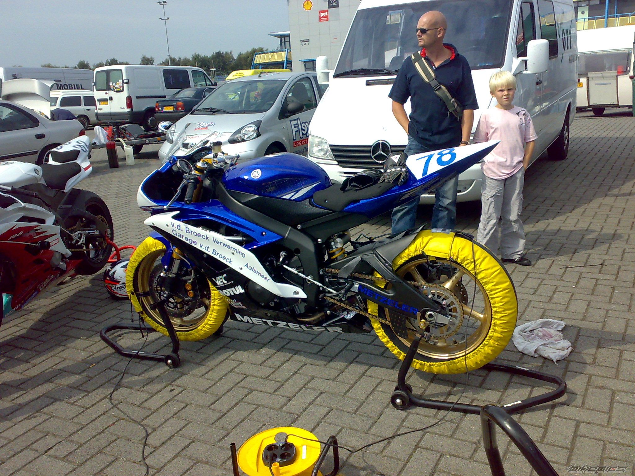 Photo 1387869