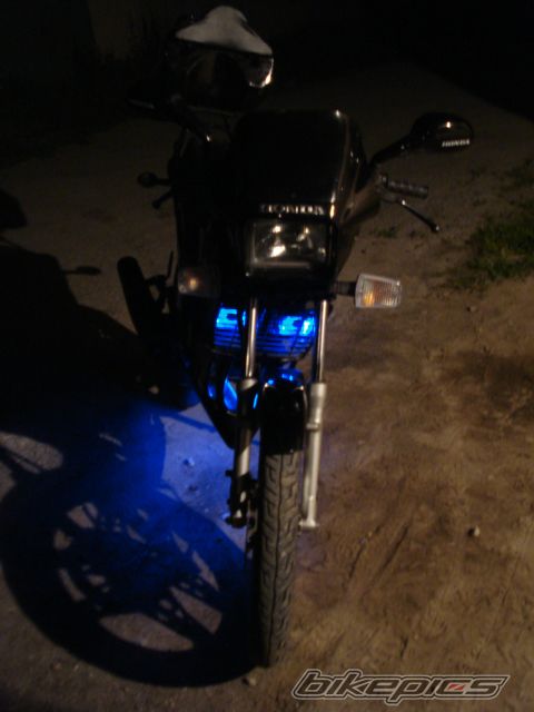 Photo 1388085