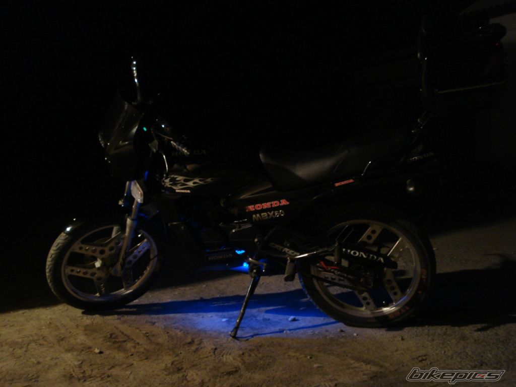Photo 1388128