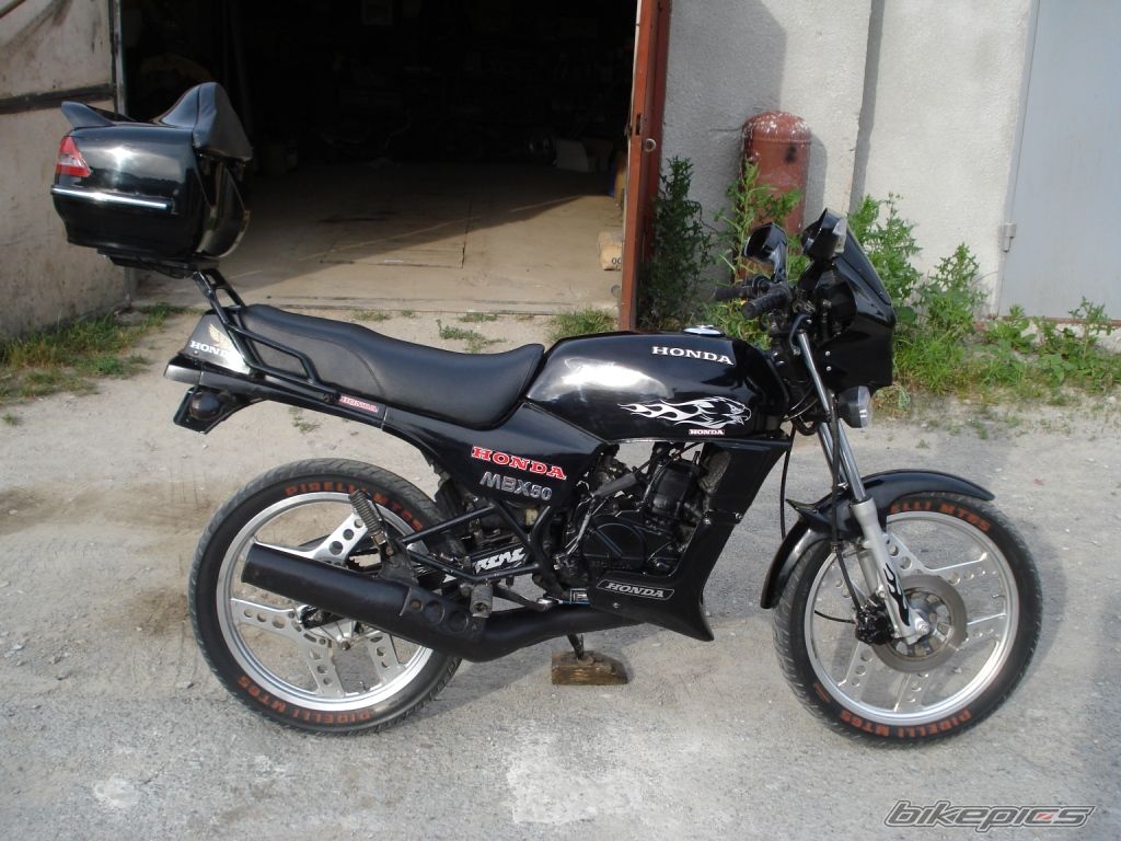 Photo 1388134