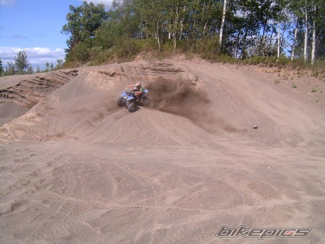 Photo 1388172