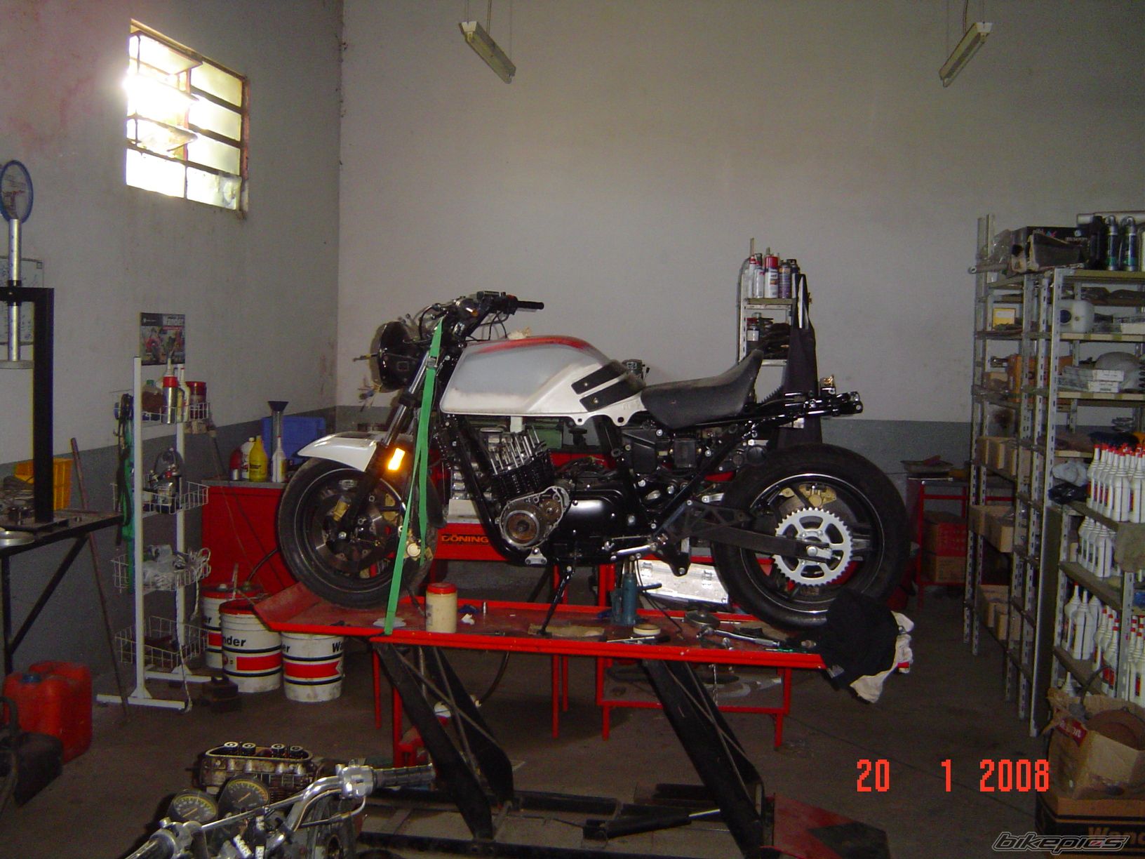 Photo 1388355