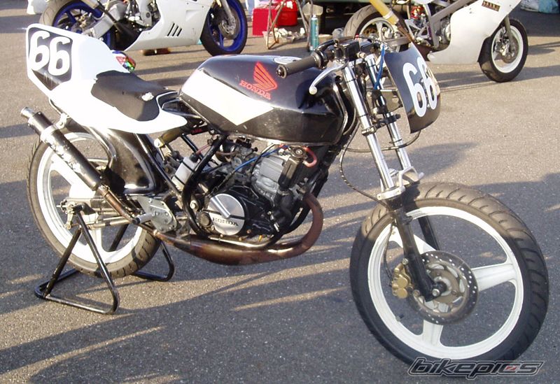 Photo 1388443