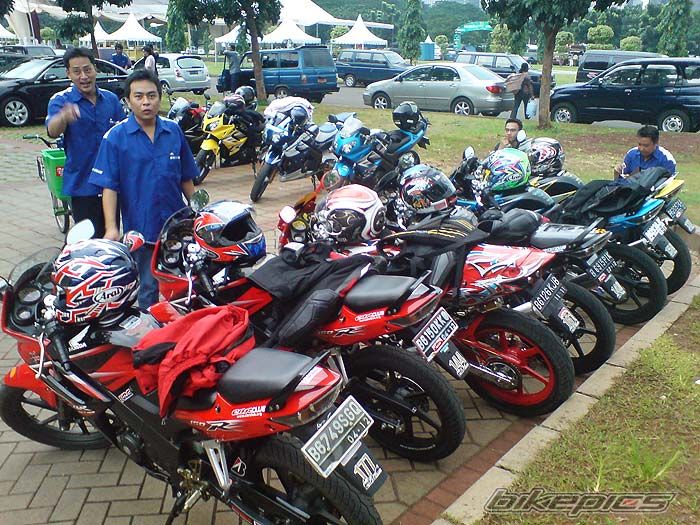 Photo 1388449