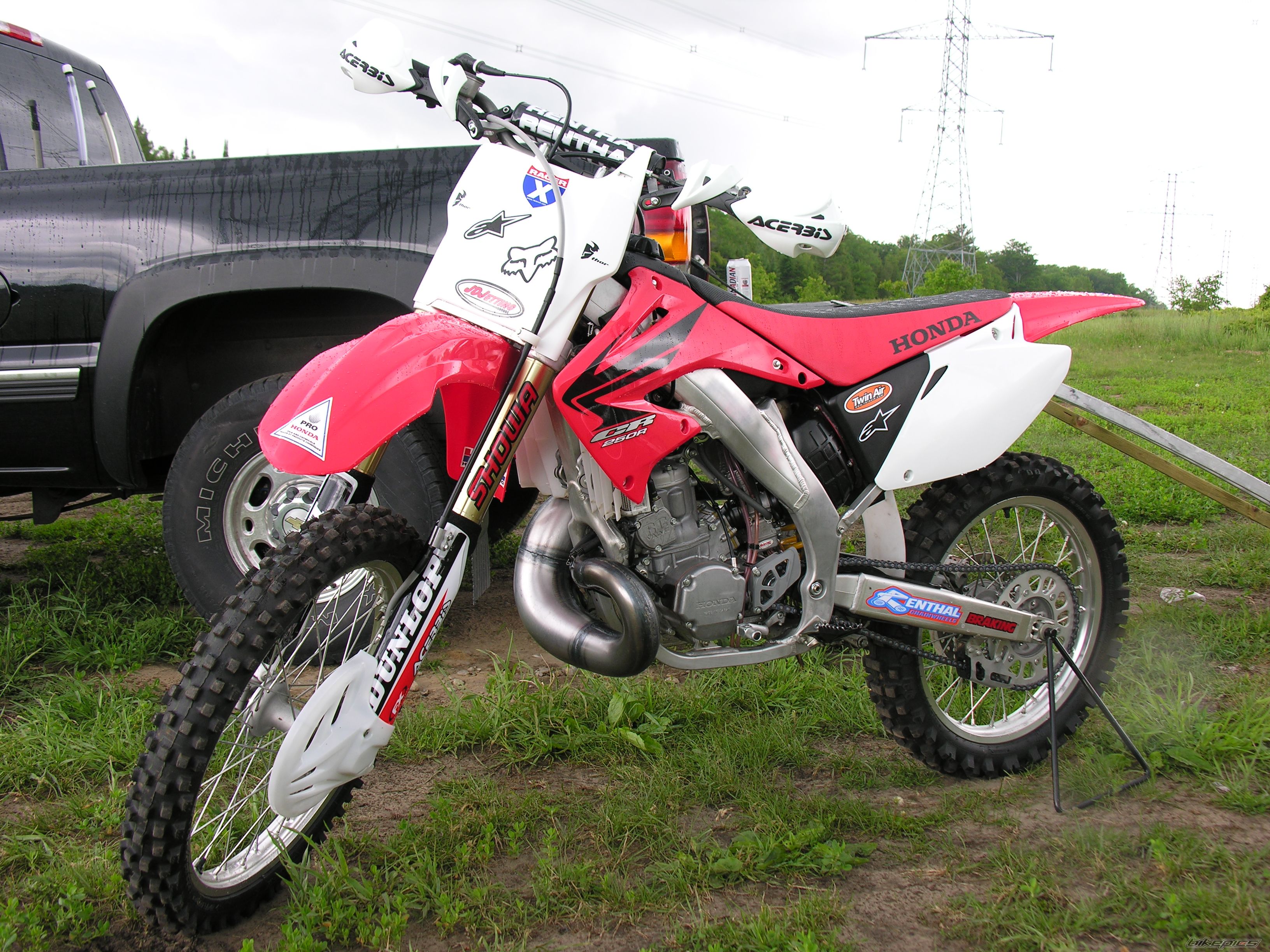 Photo 1388459