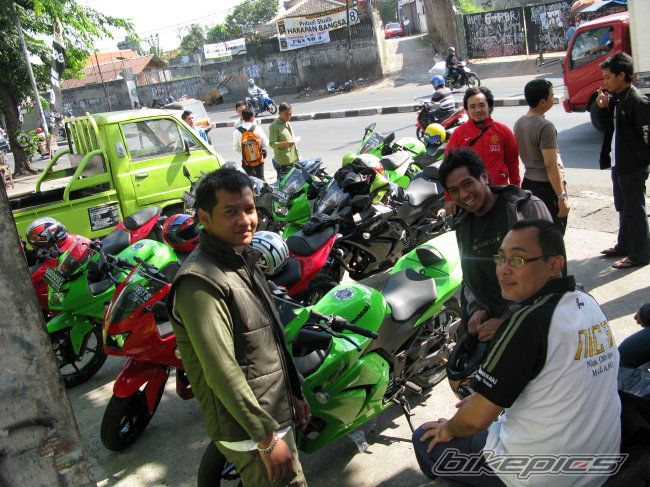 Photo 1388479