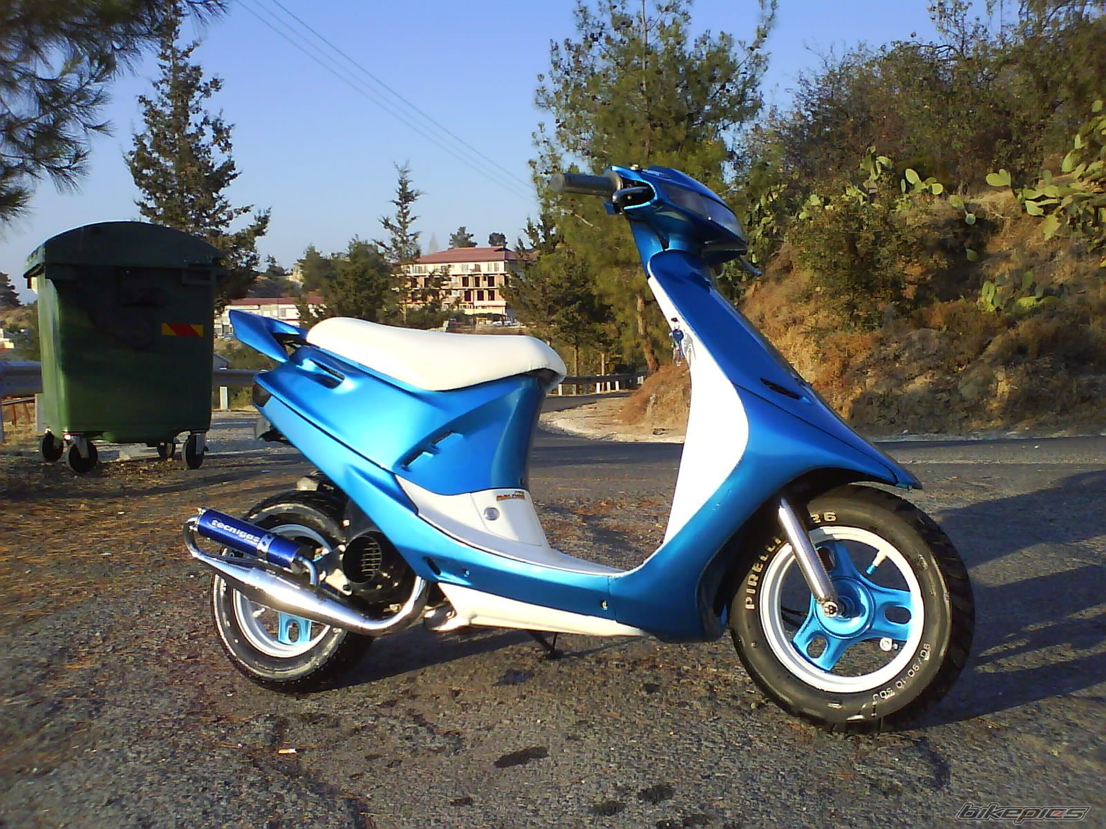 Photo 1388490
