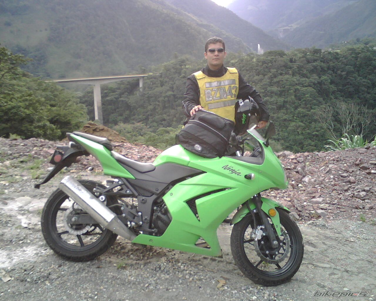 Photo 1388505