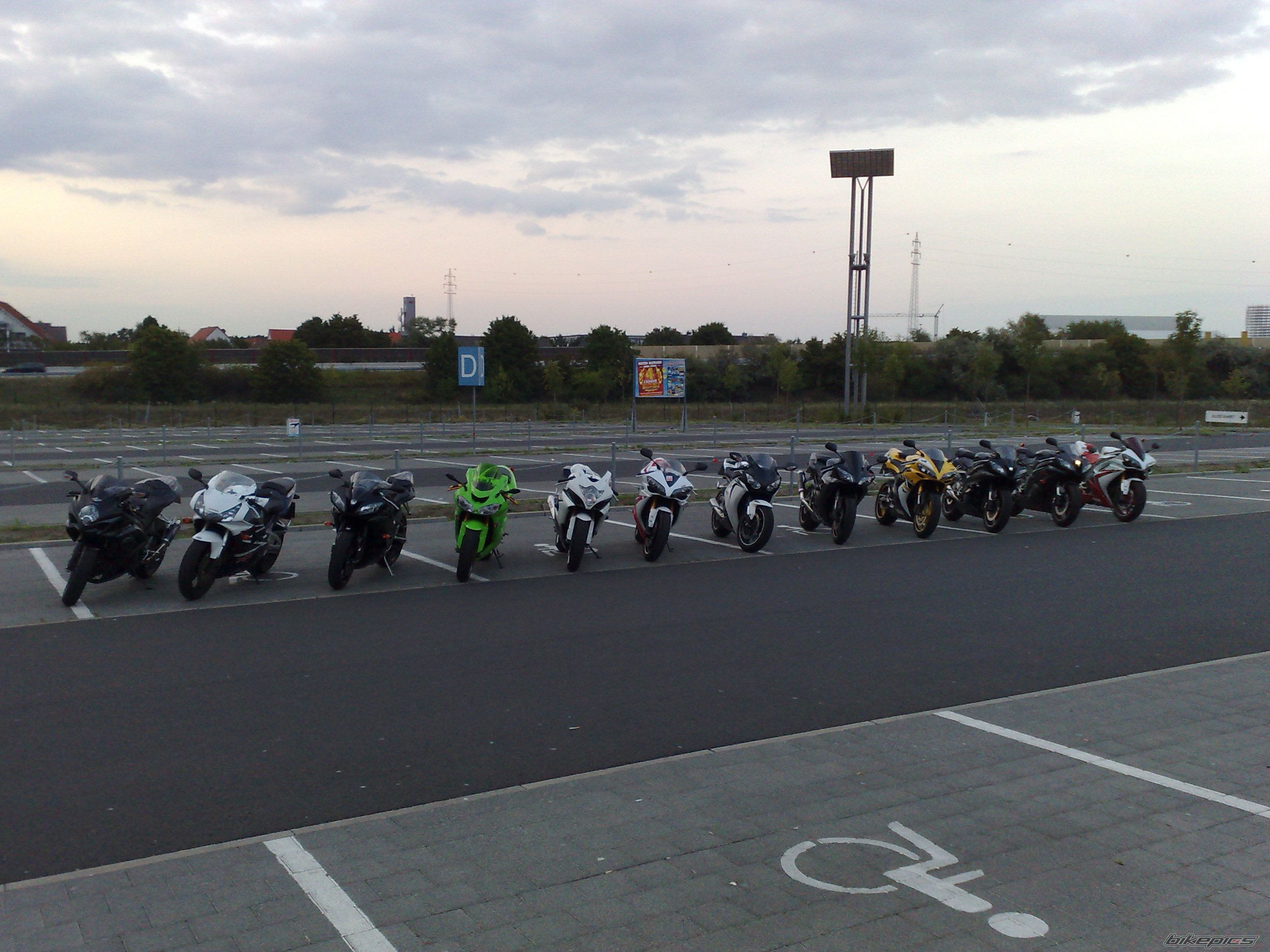 Photo 1388617