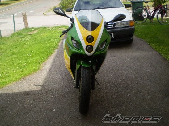 Photo 1388880