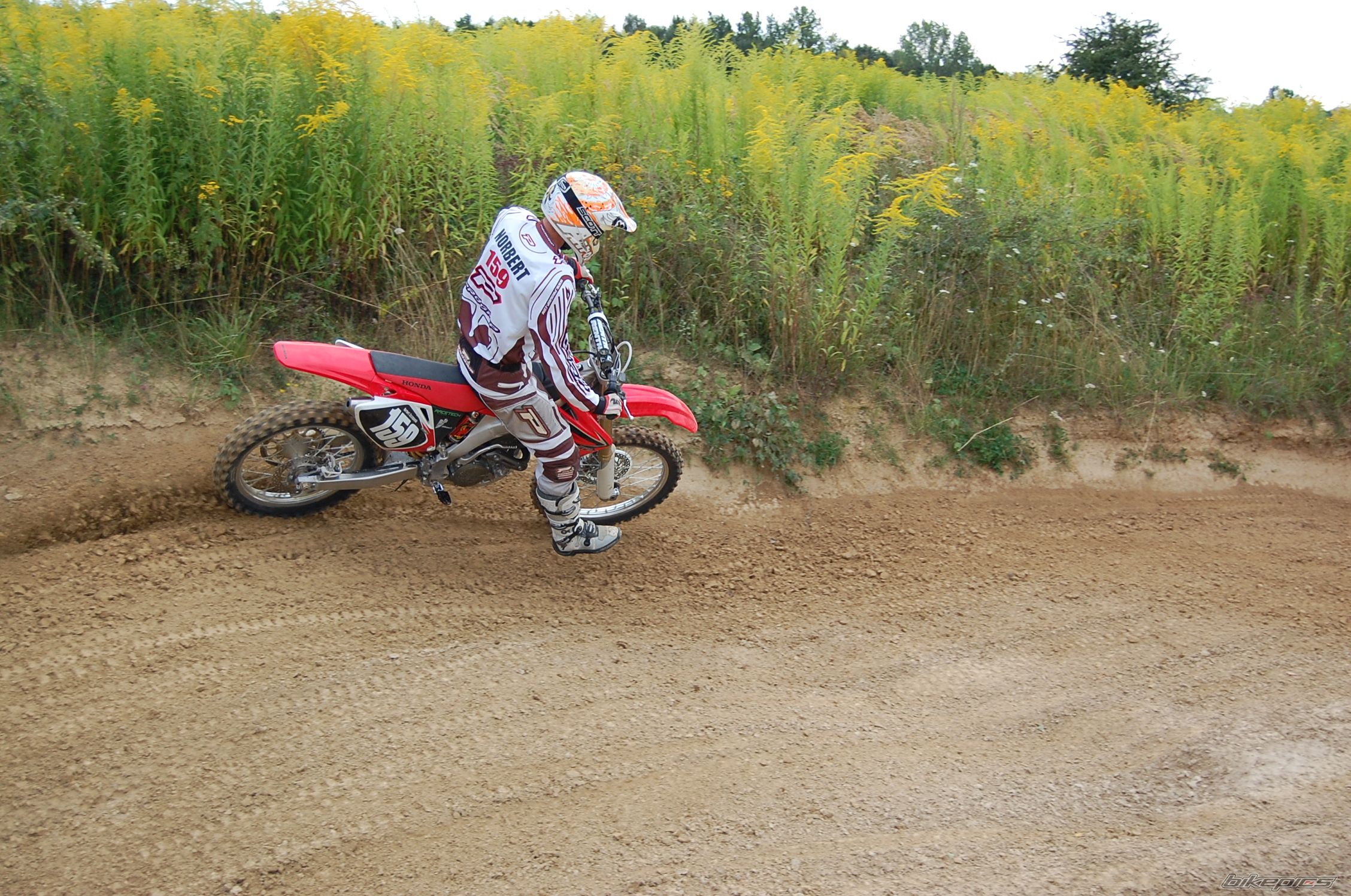 Bike Photo 1388937