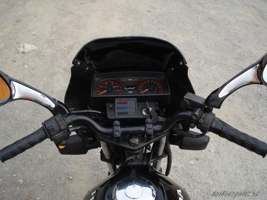 Photo 1389024