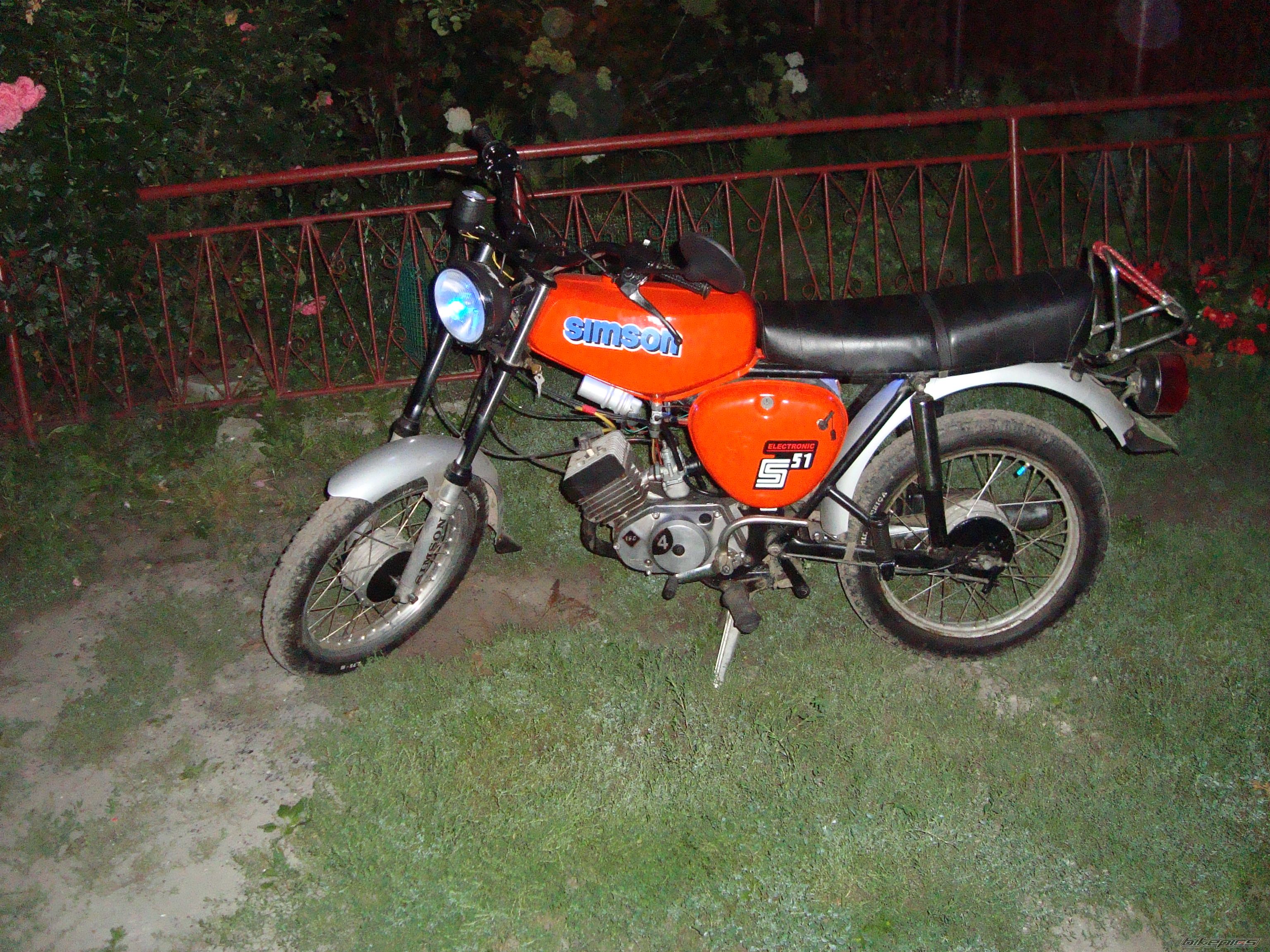 Photo 1389393