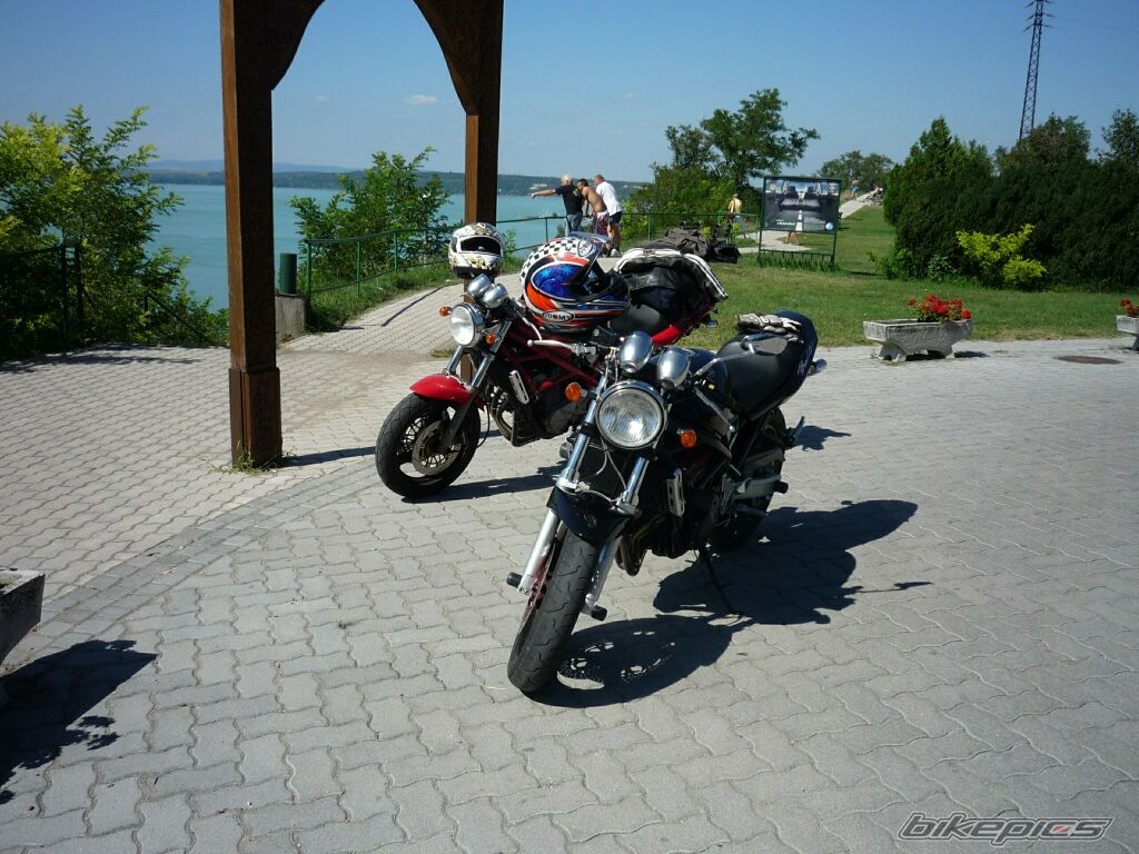 Photo 1389616