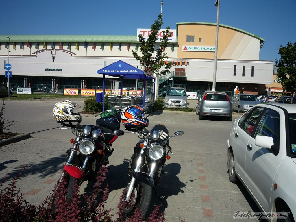 Photo 1389619