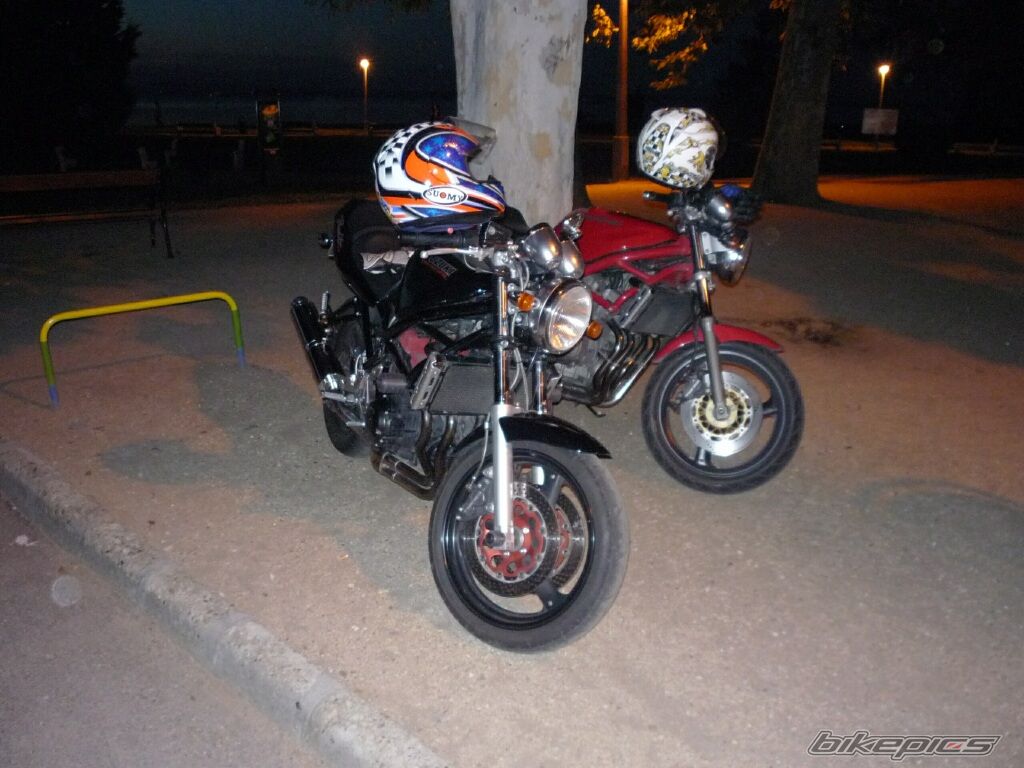 Photo 1389623