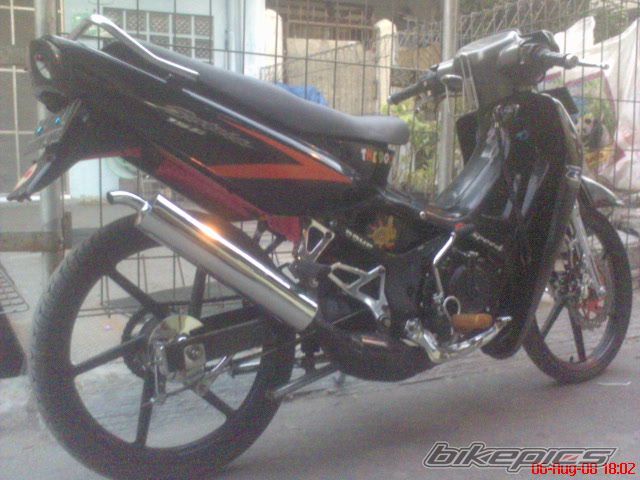 Photo 1389705