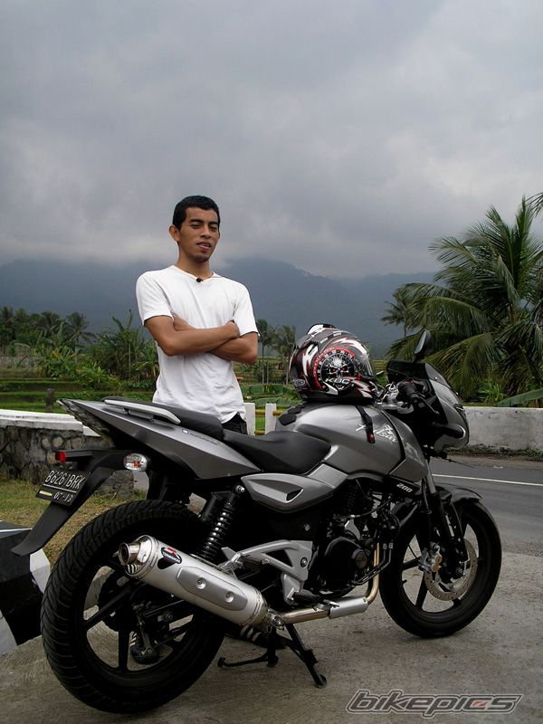 Bike Photo 1389752