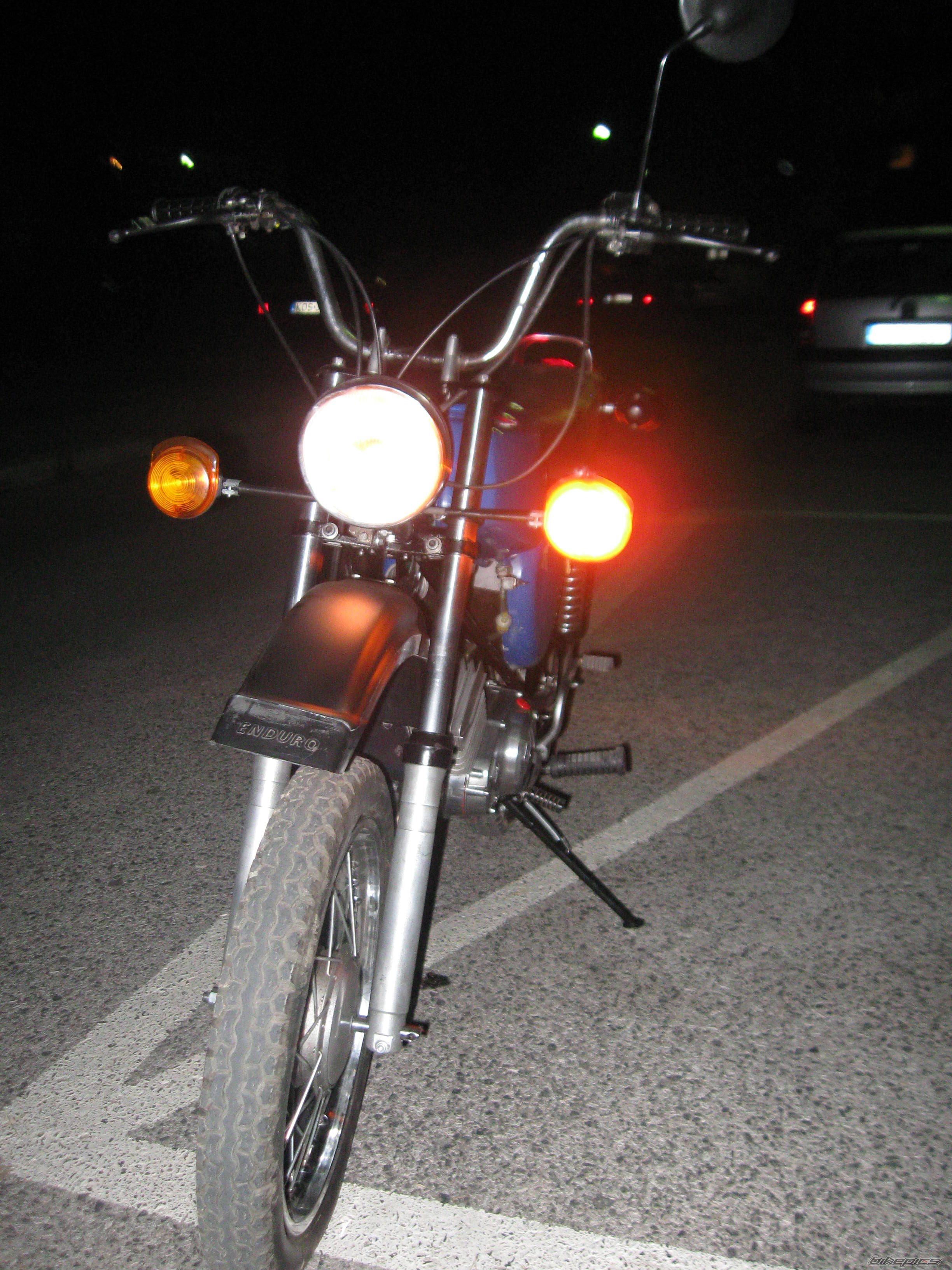 Photo 1389910