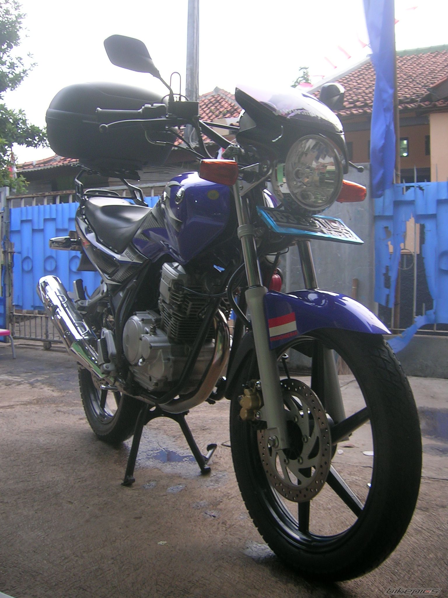 Photo 1389983