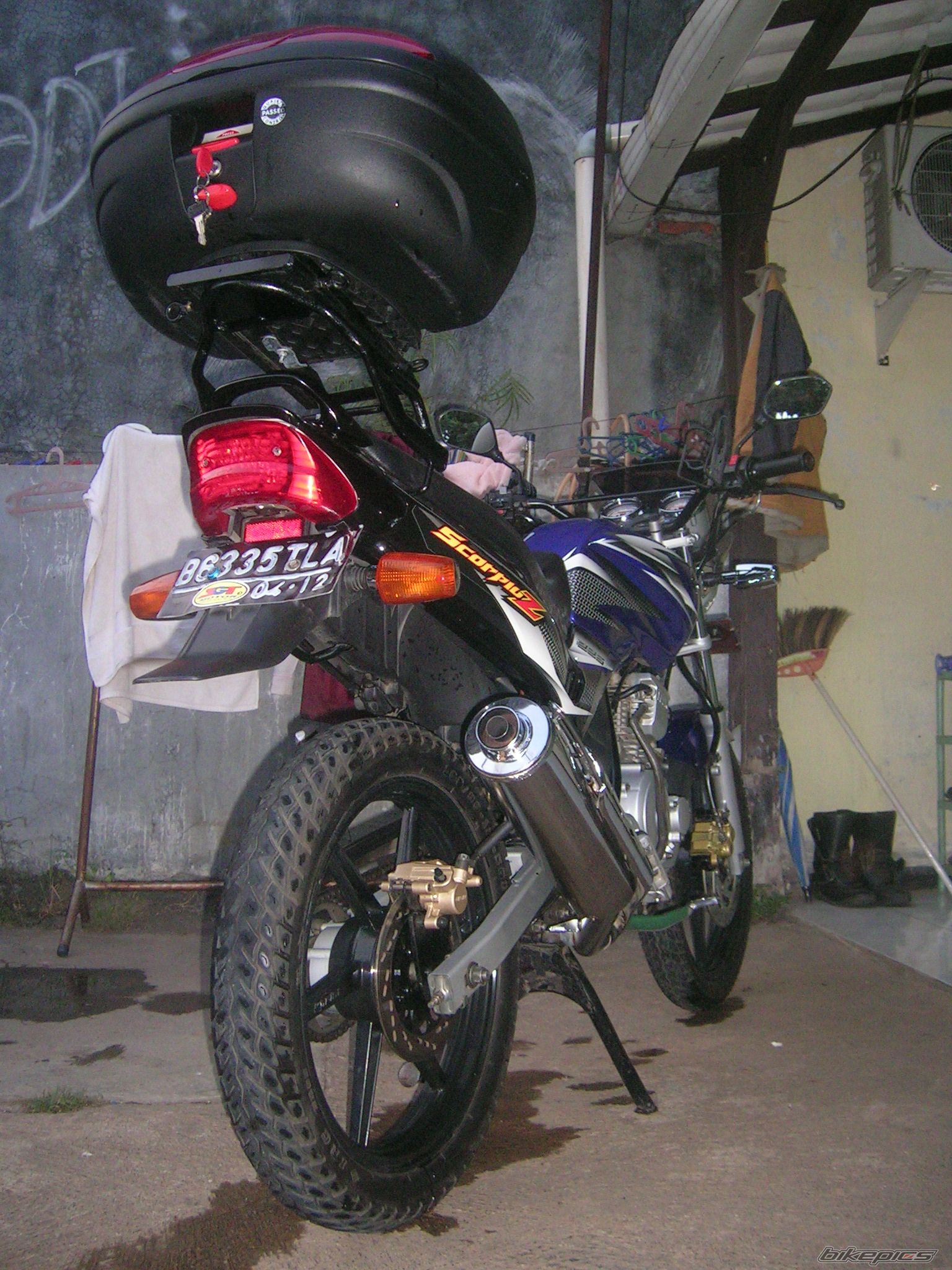 Photo 1389991