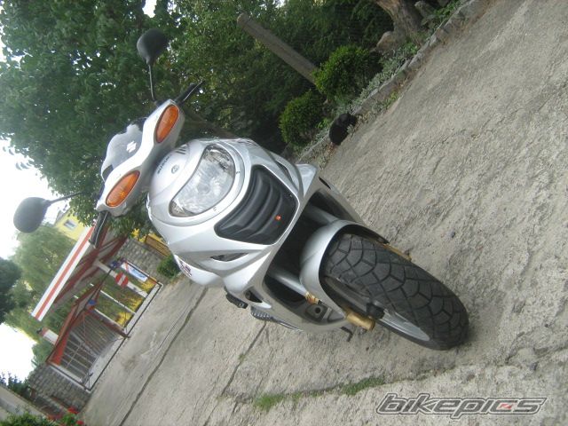 Photo 1390178