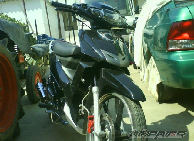 Photo 1390610