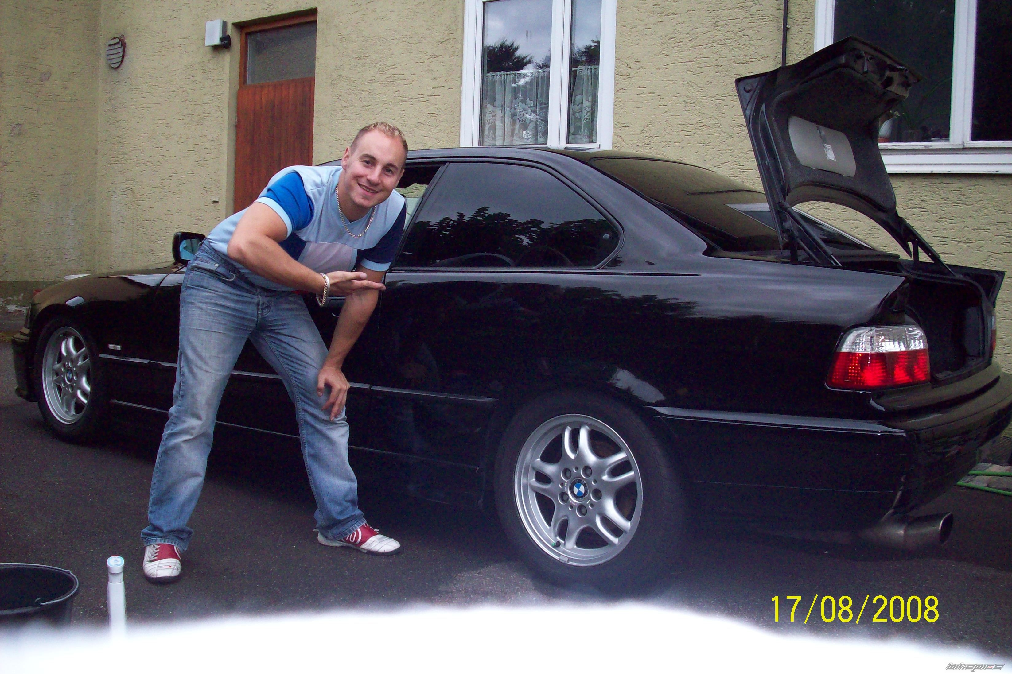 Photo 1390969