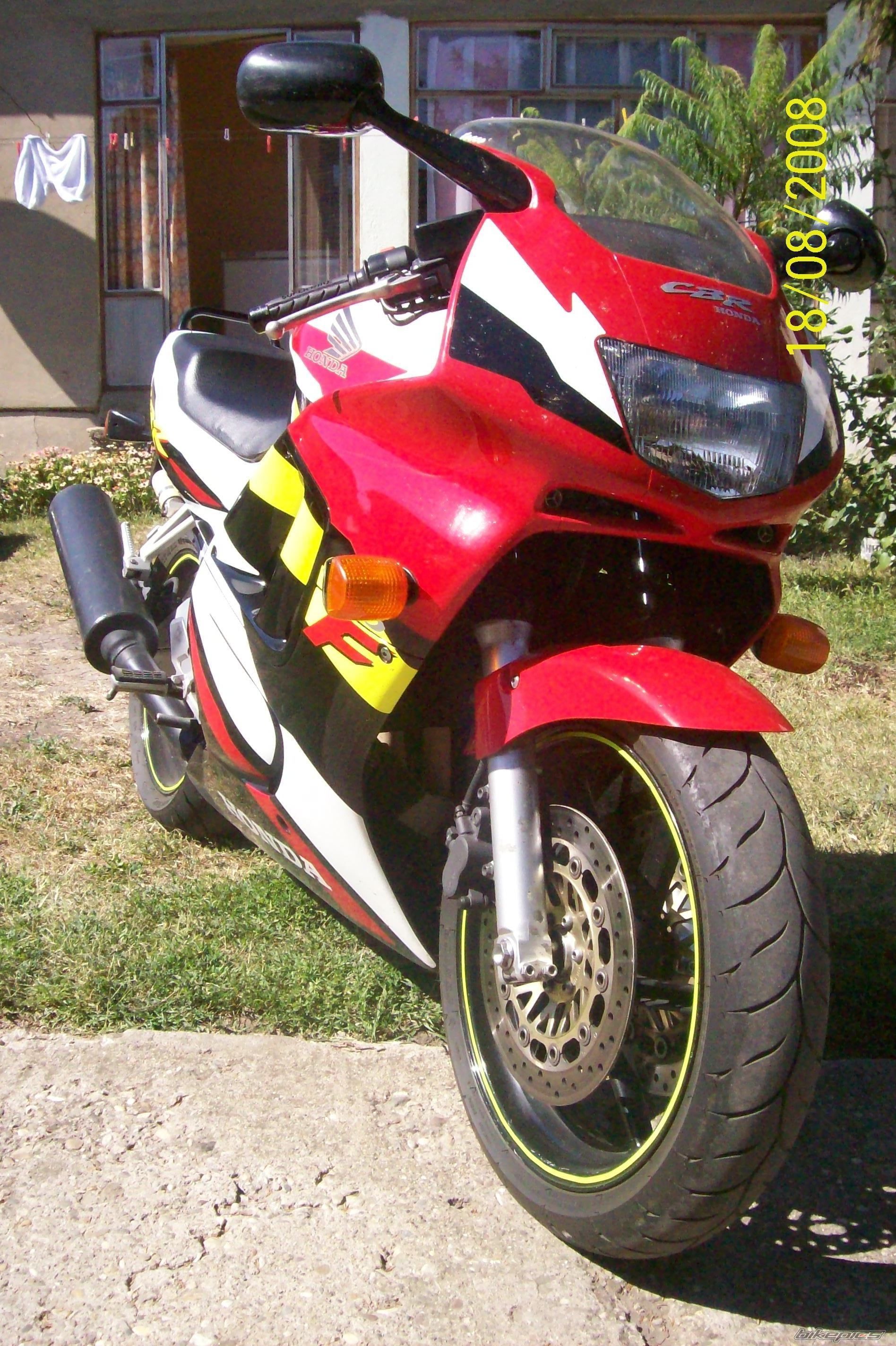 Photo 1391438