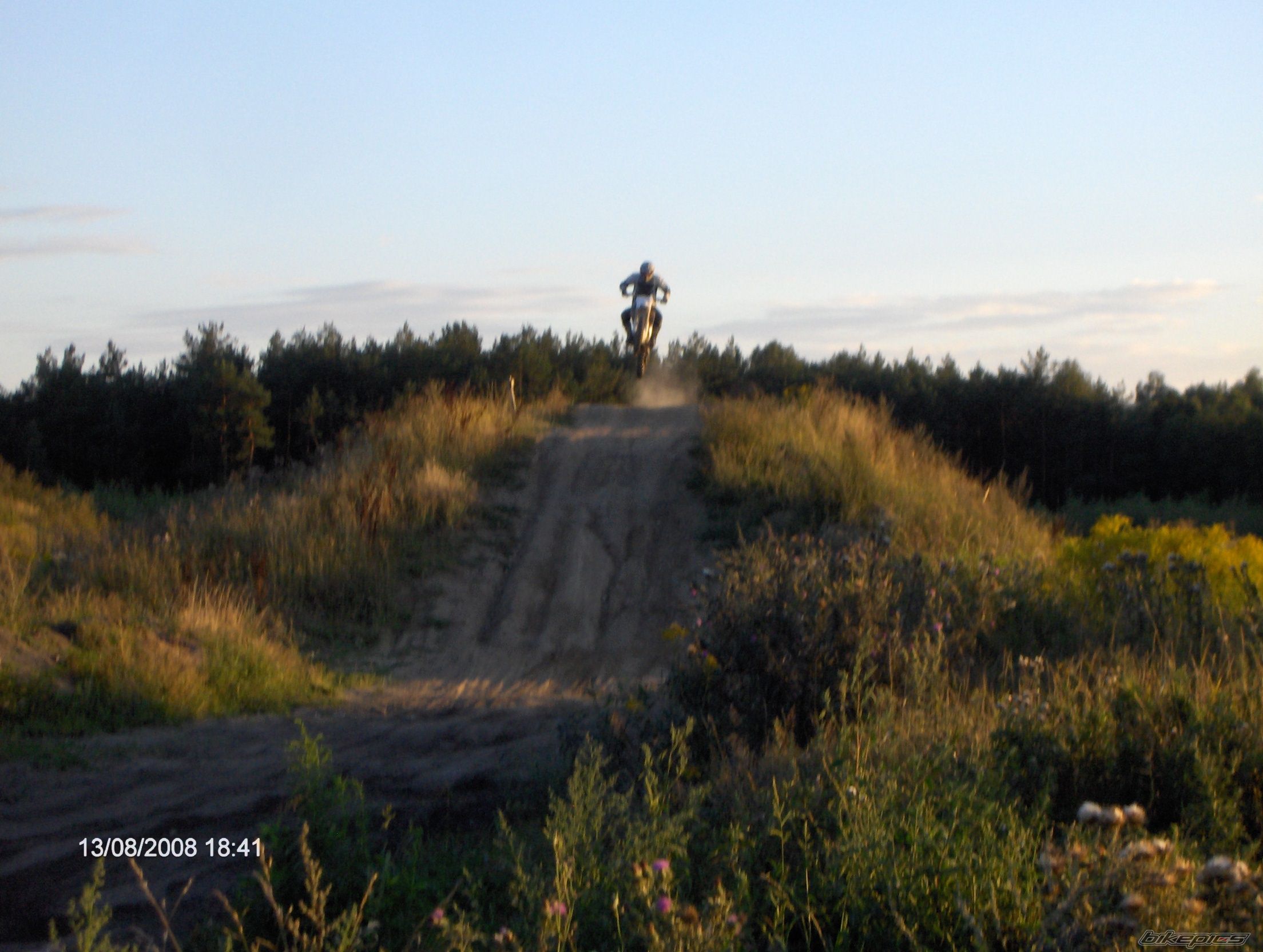 Photo 1391444